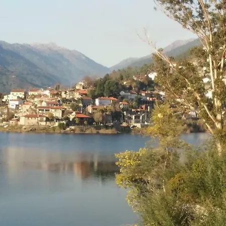 Chale Da Fonte - T2 Σαλέ Geres